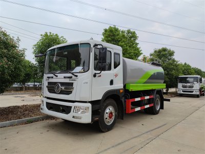 杭州用戶喜提12方灑水車，澆花、澆樹、綠化噴灑功能全